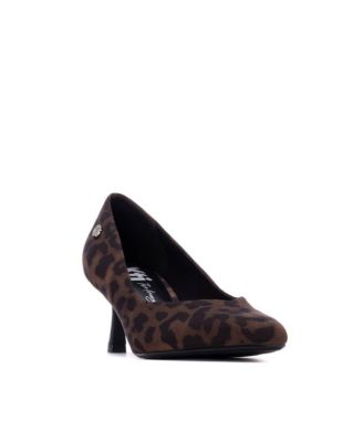 Women's Stiletto Pumps By XTI