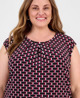 Plus Size Geo-Print Cap-Sleeve Top