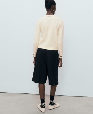 Women's Contrasting V-Neck Sweater