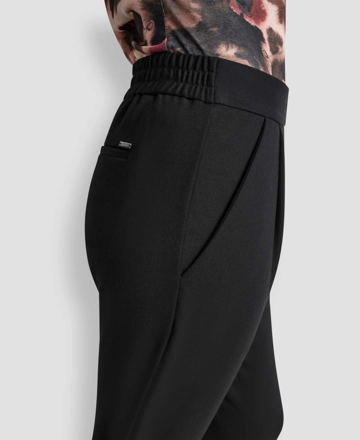 Dkny Women's Pleated Ponte Ankle Pants