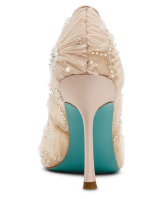 Women's Roxie Tulle Floral Applique Pumps