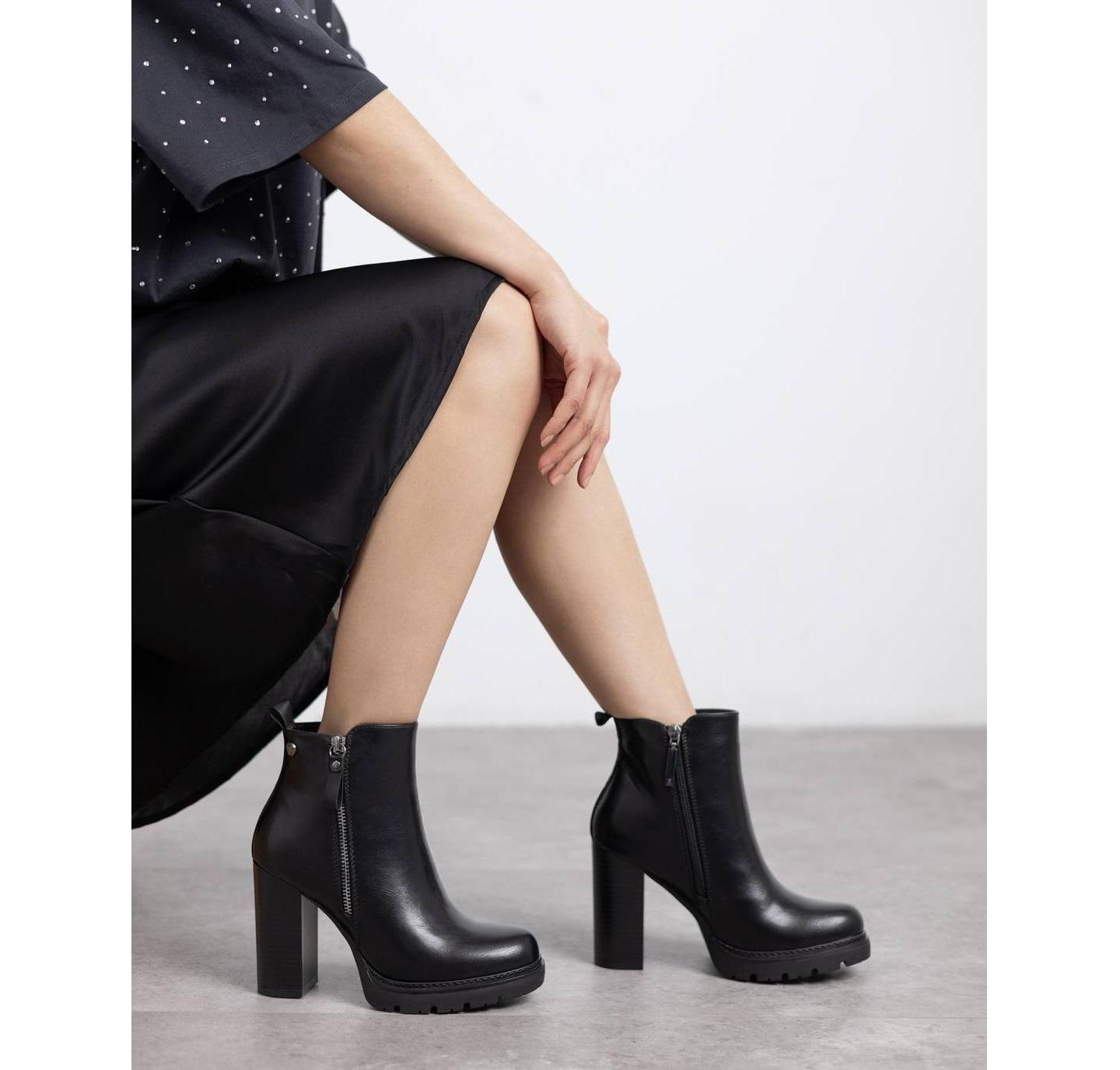 Женские ботинки XTI Heeled Ankle Booties Refresh Collection, цвет: Чёрный — фото 5