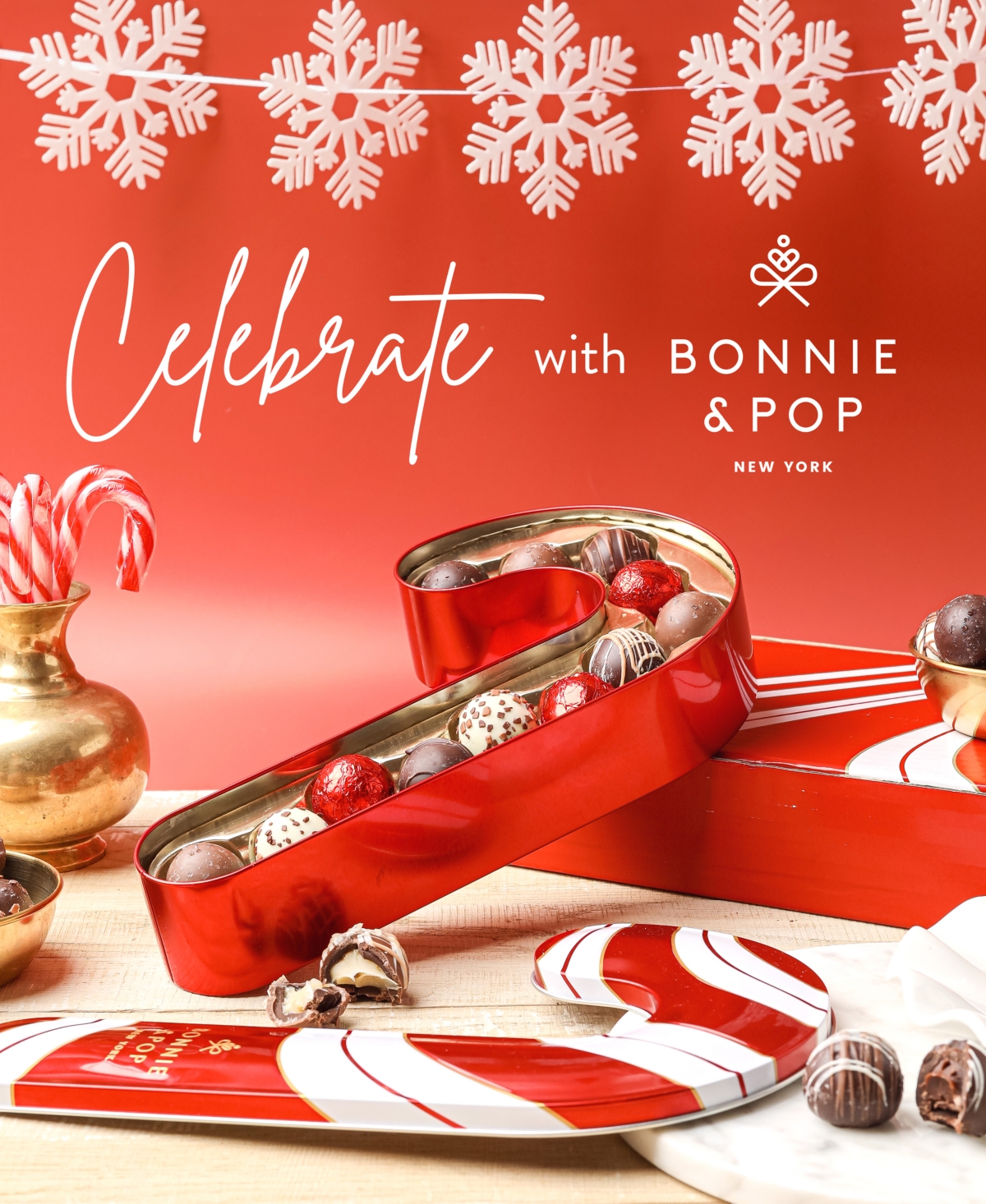 Bonnie & Pop Christmas Chocolate Candy Cane Gift Tin, 12 Pieces In Transparent