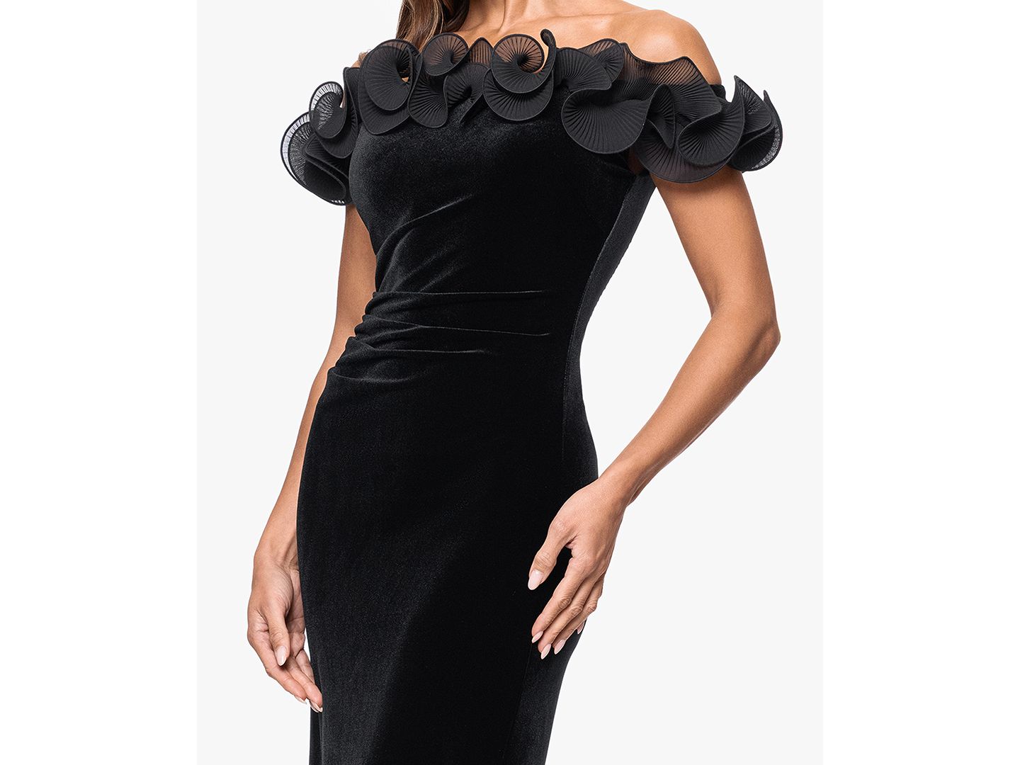 Женское платье XSCAPE Velvet Off The Shoulder Ruffle, цвет: Чёрный — фото 2