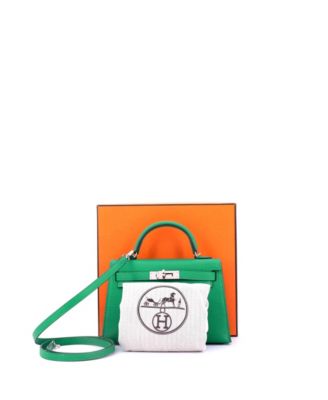 Pre-Owned Hermes Kelly 20 Handbag Green Chevre Mysore with Palladium Hardware