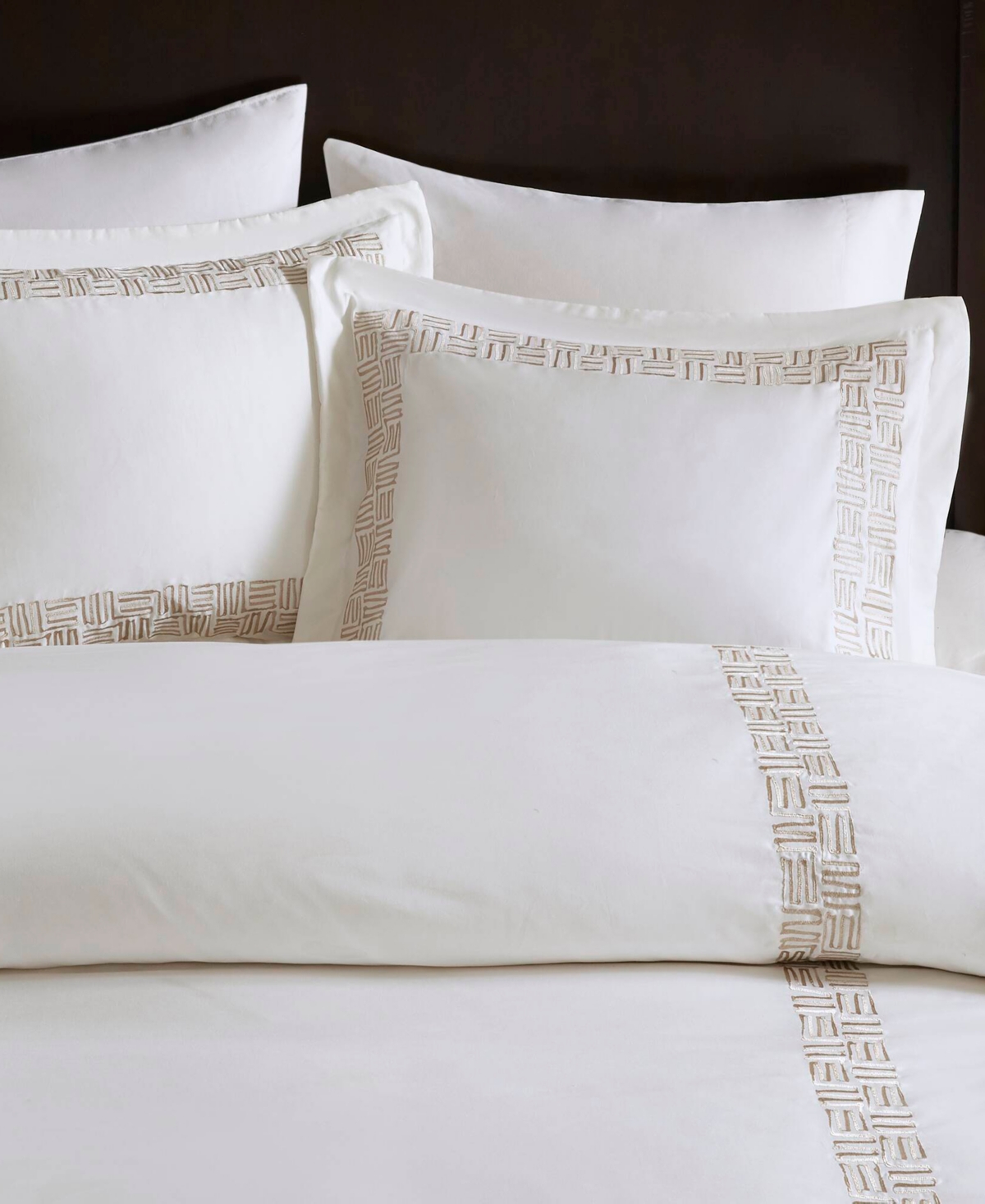 Harbor House Nile Embroidery 3 Pc. Duvet Cover Set In Multi