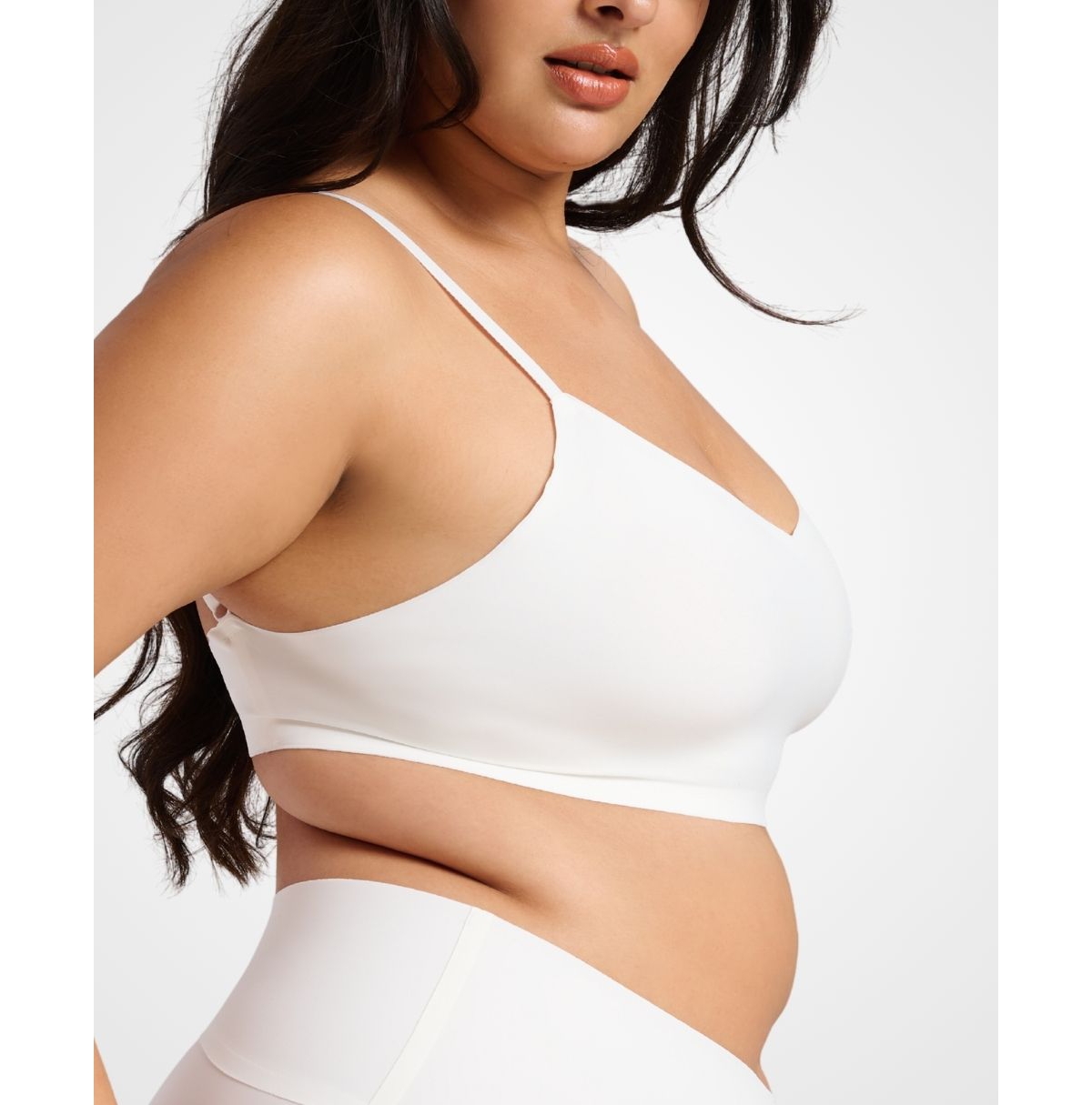 Siella Women's Invisible V-Neck Non-Padded Bra