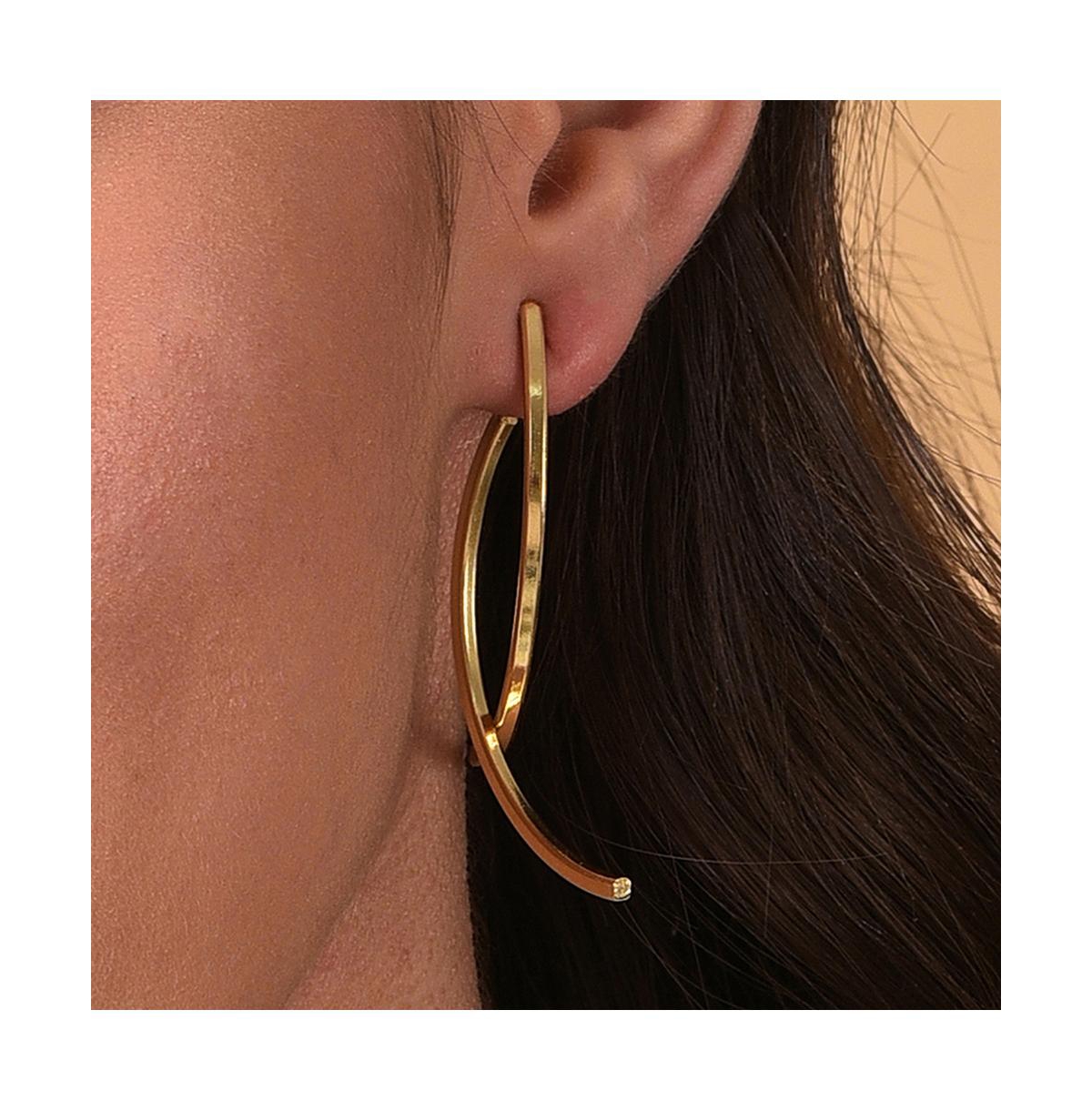 Sohi Women's Lined Drop Earrings
