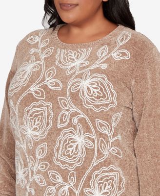 Plus Size Vienna Stitched Leaf Detail Chenille Sweater
