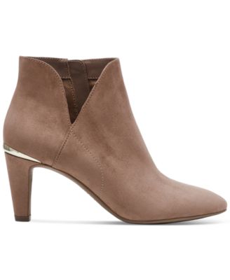 Women's Annabelle Notch Ankle Dress Booties