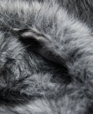 Women's Fur-Effect Scarf