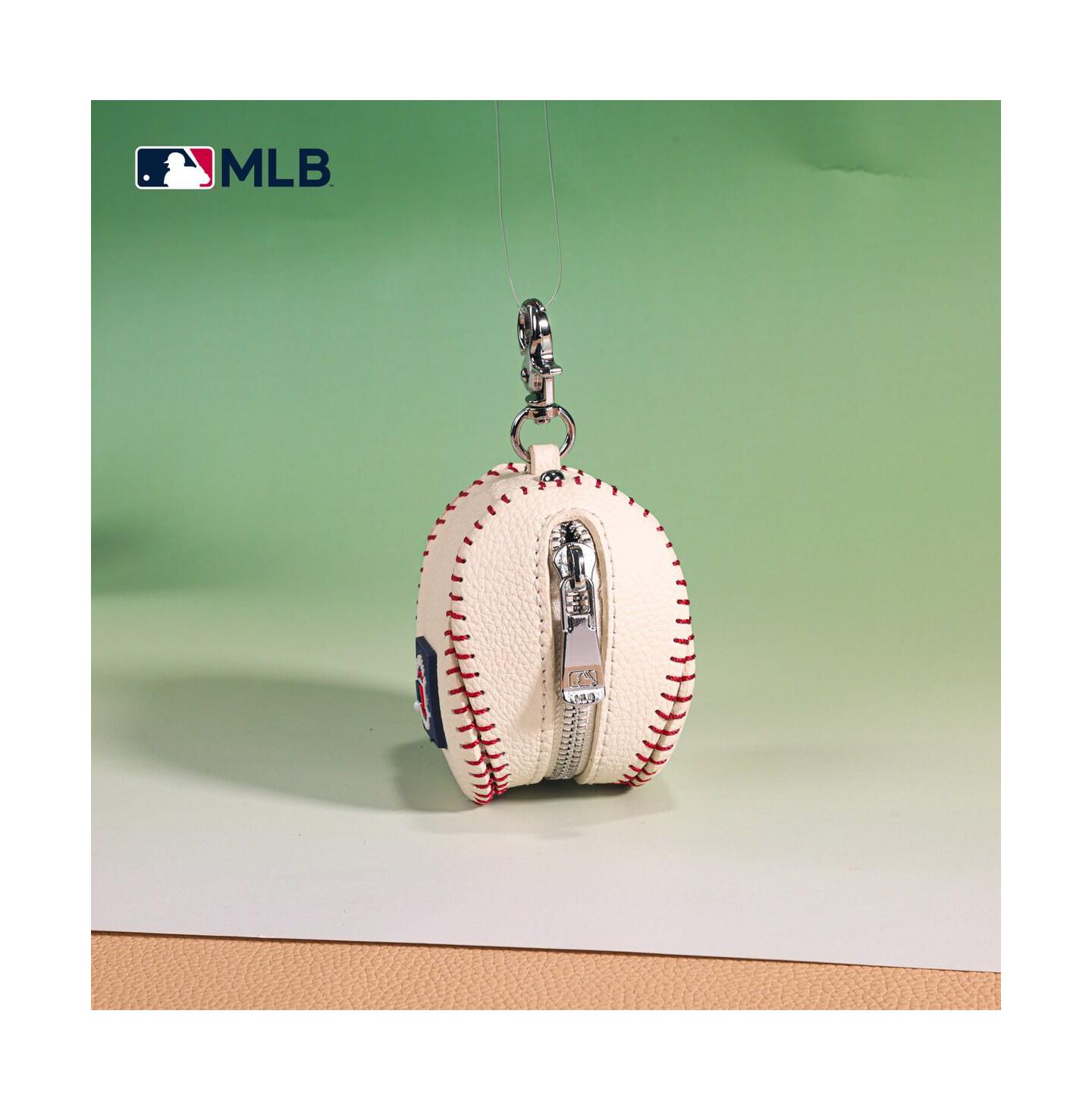 Женский брелок Montana West Chicago White Sox Baseball Bag Charm — фото 3