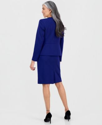 Women's Collarless Zip-Front Skirt Suit 
