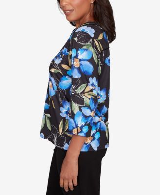 Petite Barcelona Watercolor Floral Velvet Trim Top
