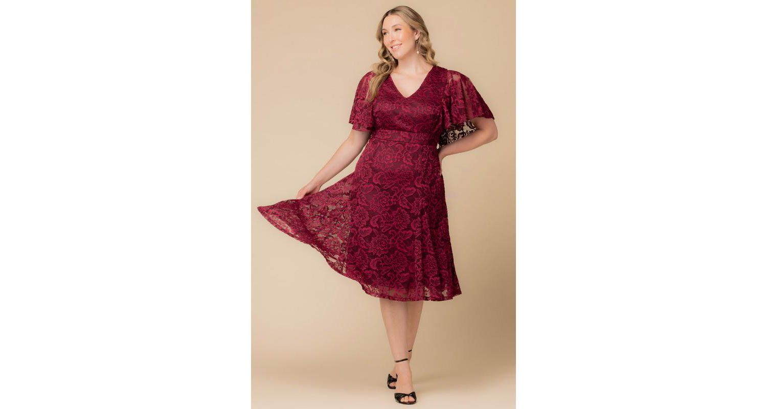 Plus Size Camille Lace Cocktail Dress