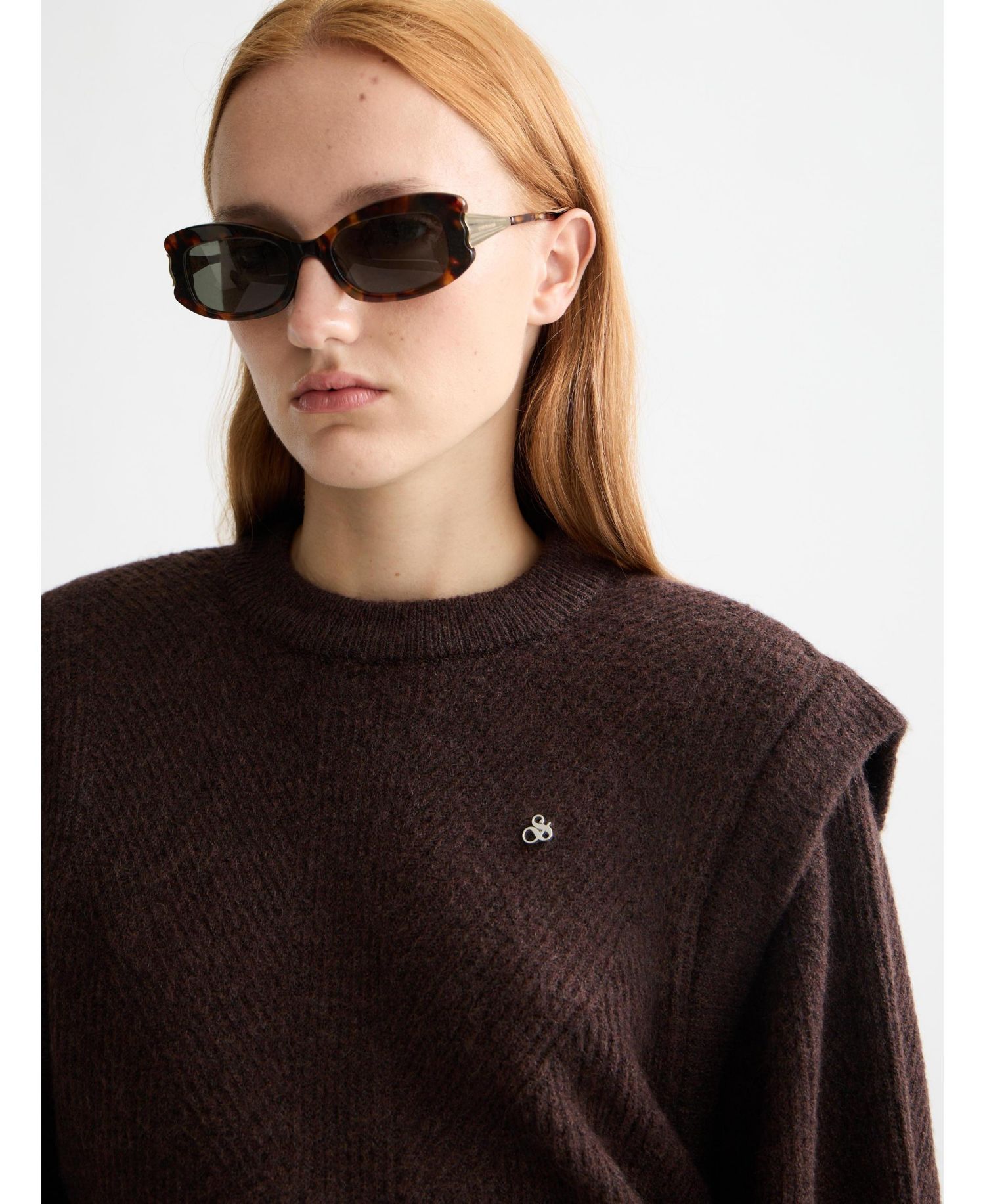 Women's Shoulder detail crew neck pullover