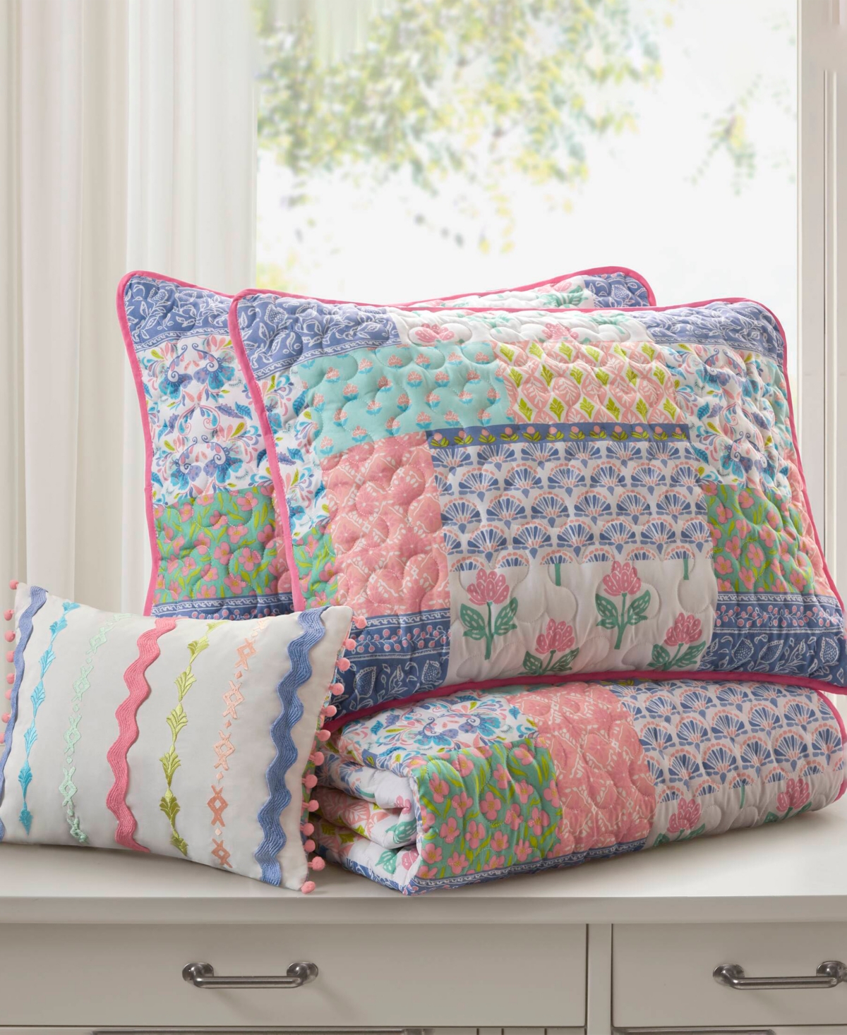 Intelligent Design Nellie Patchwork 4-Pc. Quilt Set, Full/Queen