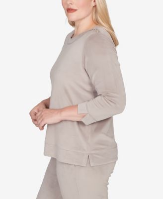 Calm Luxe Shoulder Button Top