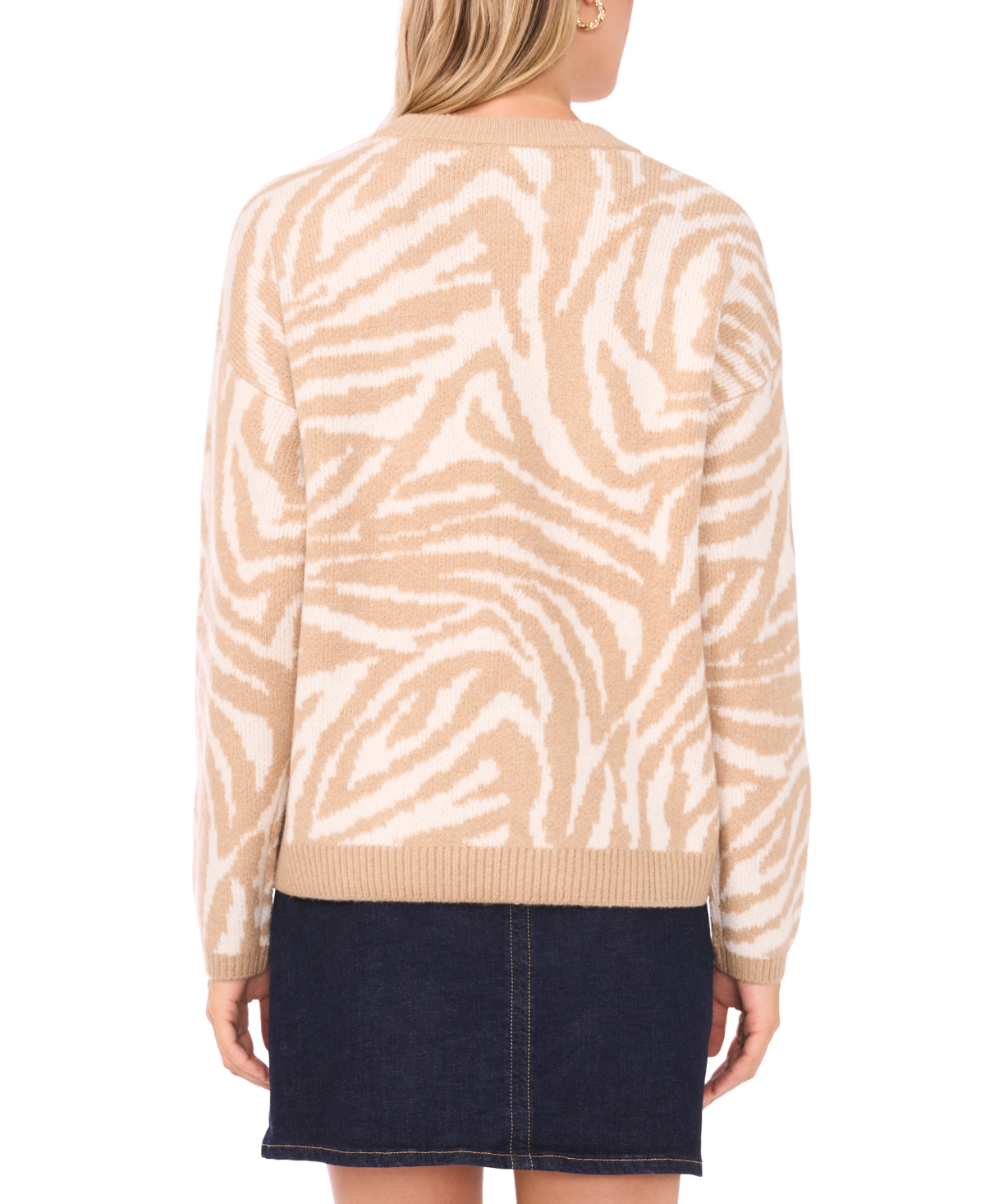 Vince Camuto Women's Zebra Jacquard Long Sleeves Sweater
