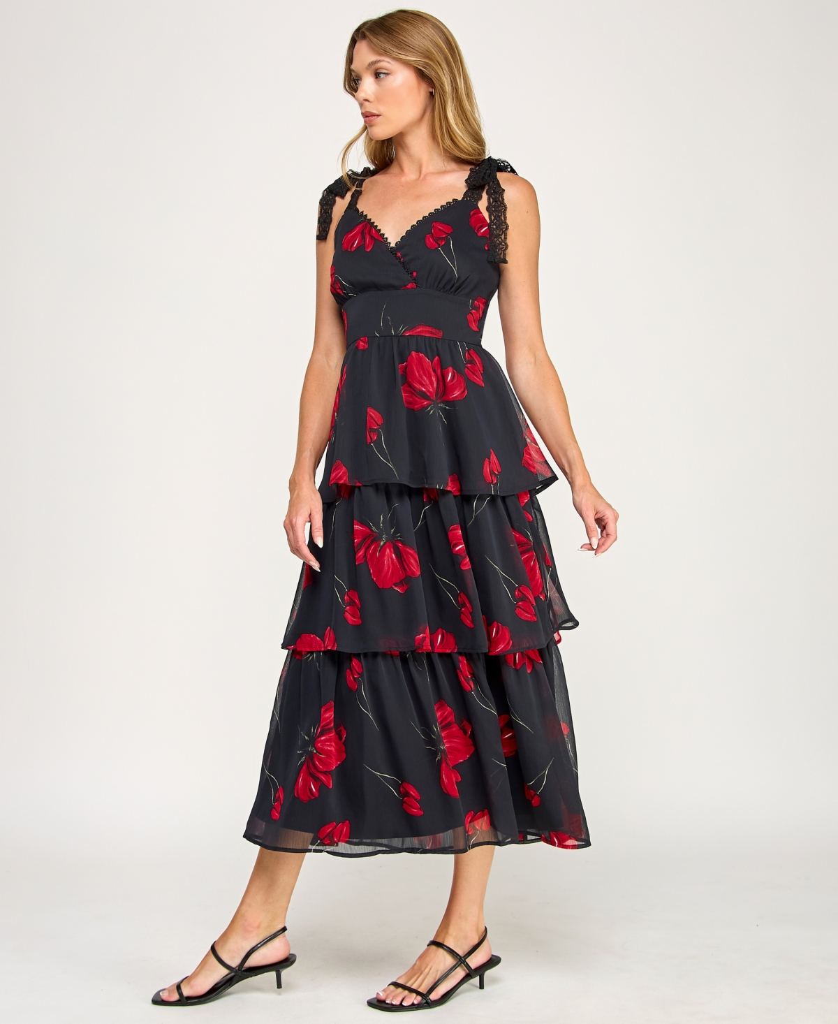 Row A Juniors' Sleeveless Tiered Floral Midi Dress