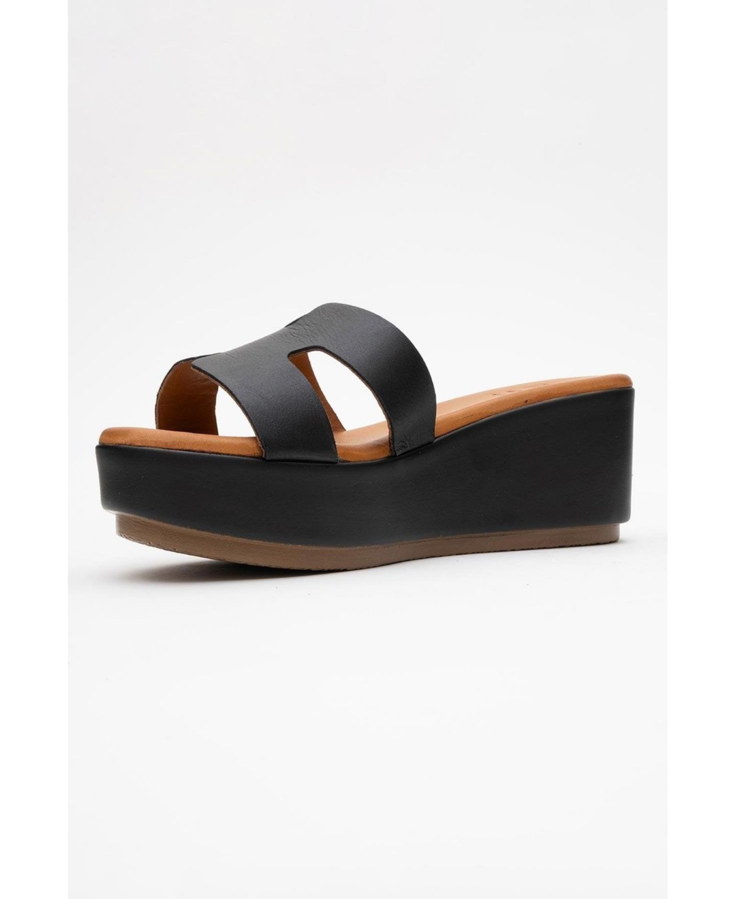 Женские сандалии Forever & Always Shoes Lia Leather Platform Sandal (Women), цвет: Чёрный кожаный — фото 4
