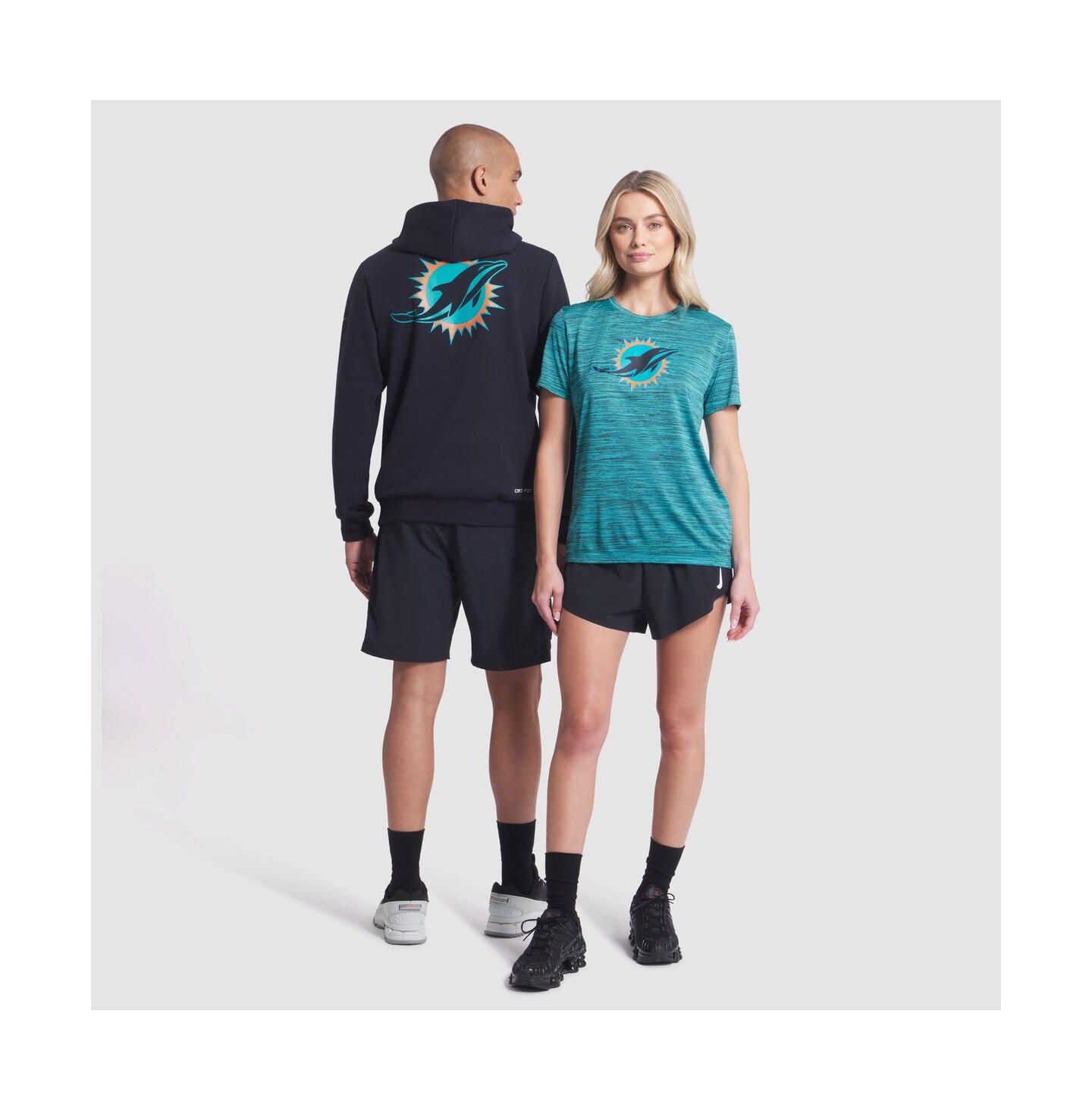 Женская футболка Nike Turbo Green Miami Dolphins 2025 Rivalries Collection Sideline Velocity Dri-FIT — фото 3