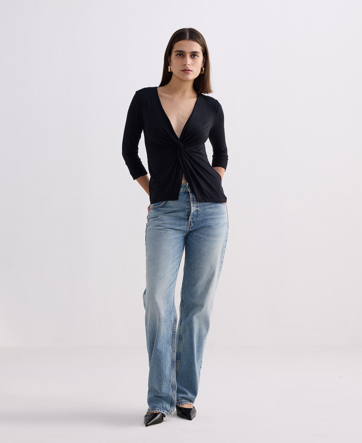 Women's Twist Front Knit Shirt in Black