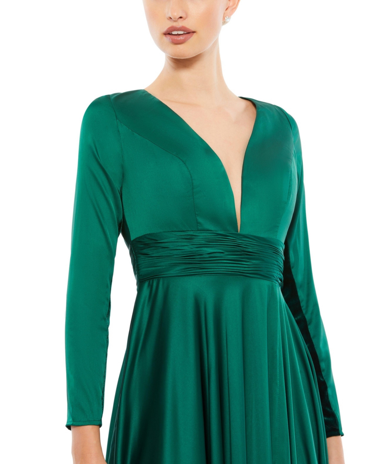Mac Duggal Women's Ieena Long Sleeve Ruched Waist A-Line Gown