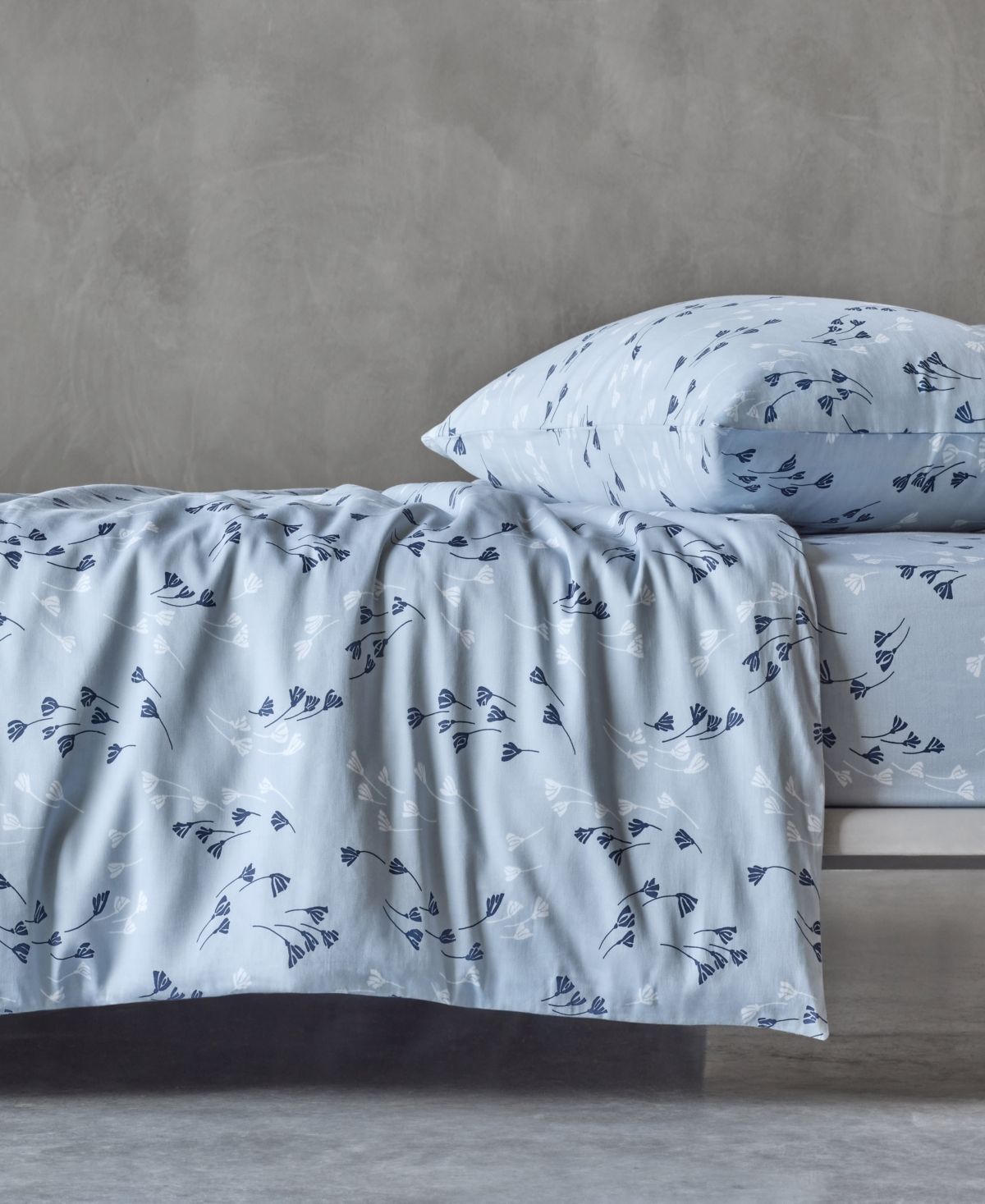 Boss Home Valerian Graphic 2-pc. Duvet Cover Set, Queen In Blue