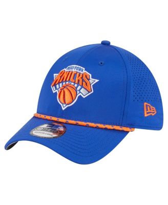 New Era - Men's Blue New York Knicks Featherweight Poly Rope Flex 39Thirty Hat