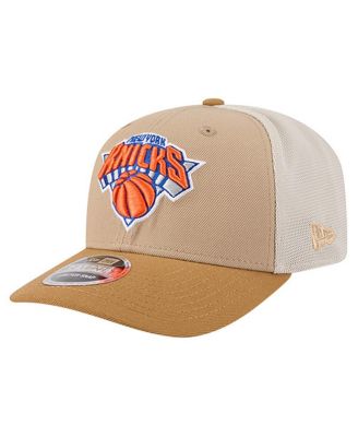 New Era - Men's Tan/Light Brown New York Knicks Two-Tone 9SEVENTY Adjustable Trucker Hat