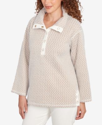 Petite Zig Zag Snappy Knit Top