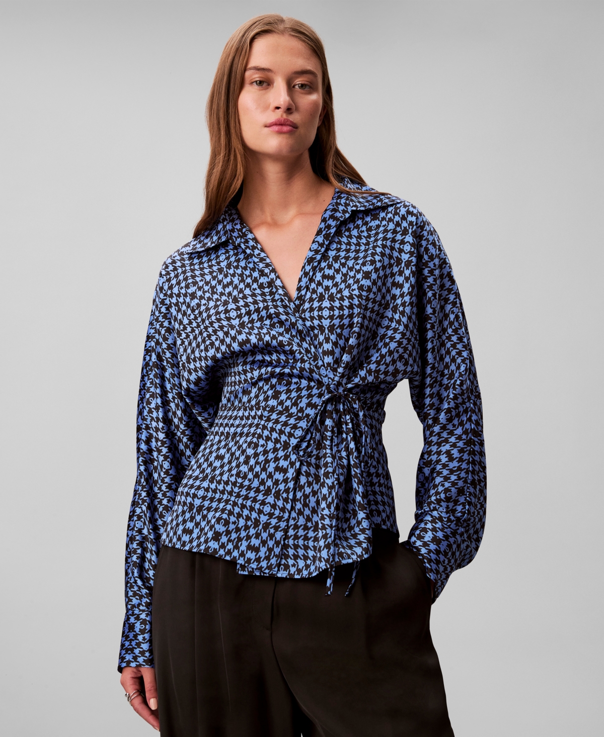 Calvin Klein Women's Printed Long Sleeve Wrap Top