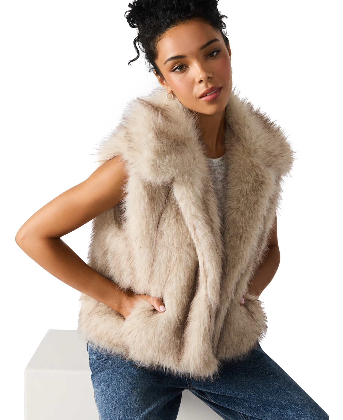 Steve Madden Women's Safira Faux Fur Collared Vest