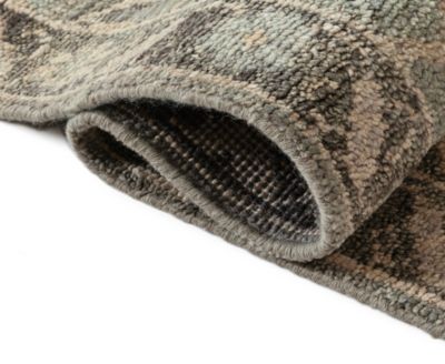 Shirin Dahlia Rug Collection