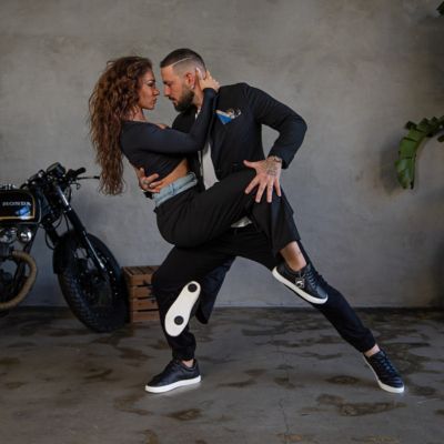 Men's Black Low-top Sneaker