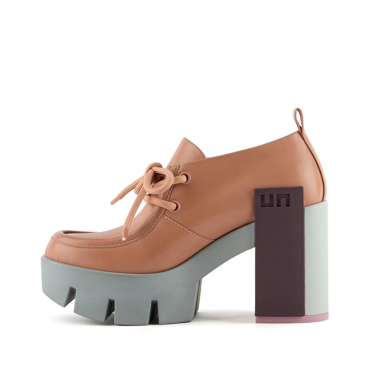 United Nude Womens Grip Moc Mid