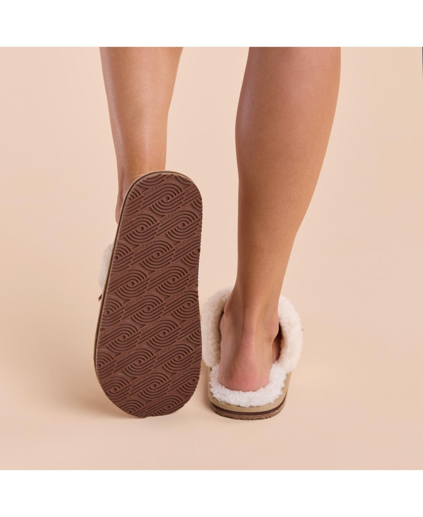 Женские сабо Feelgoodz Mule Slipper Artisan Woven Indoor and Outdoor House, цвет: Persimmon — фото 2