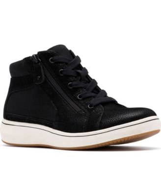 Clarks - Women's BreezeSky Rae Lace-Up Sneaker