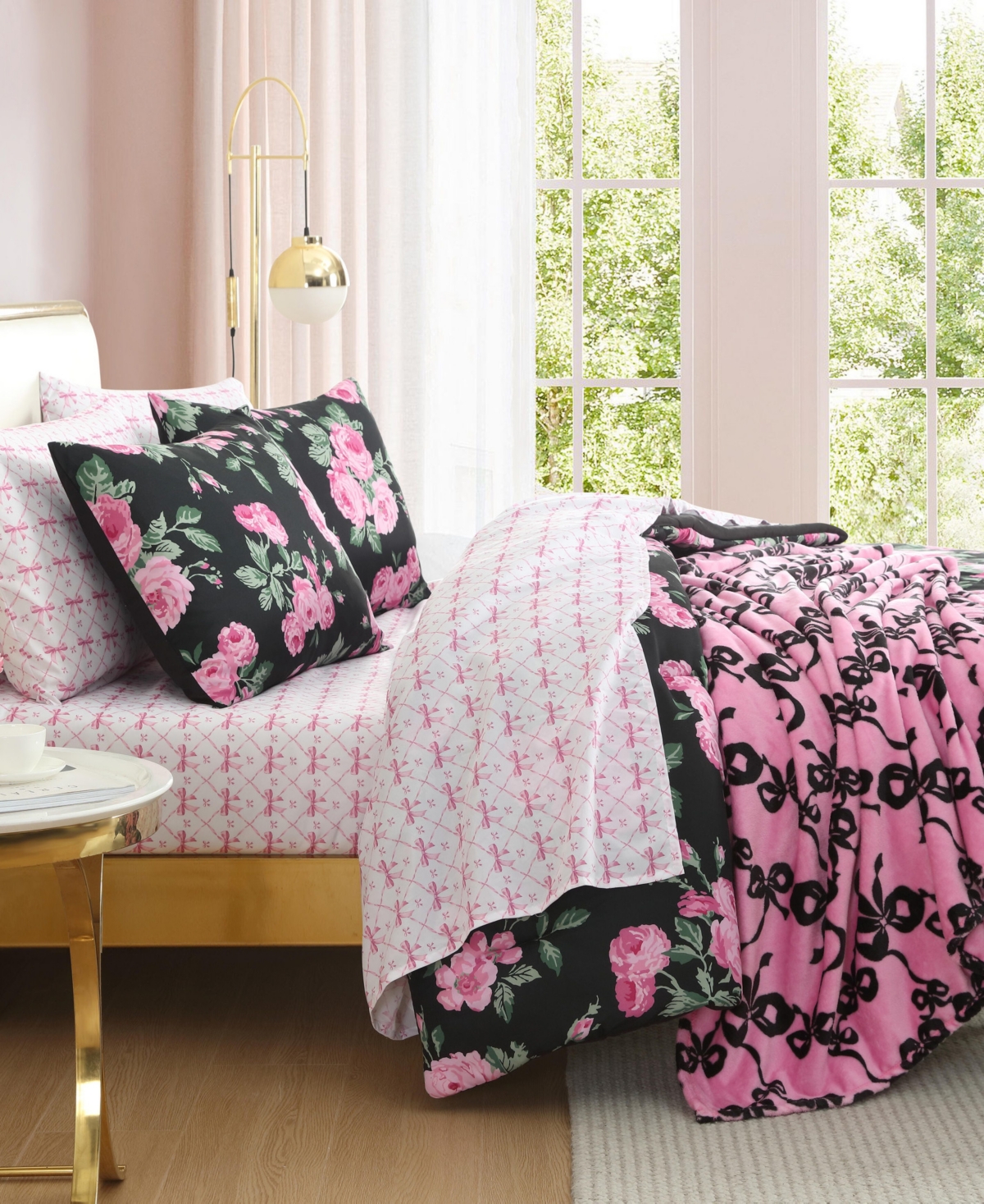 Betsey Johnson Garden Floral Printed Microfiber -Pc. Comforter Set