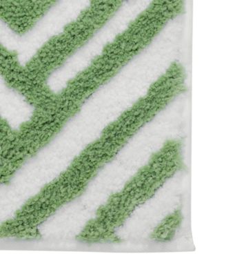 Geometric Lines Tufted Bath Rug, 18" x 27"