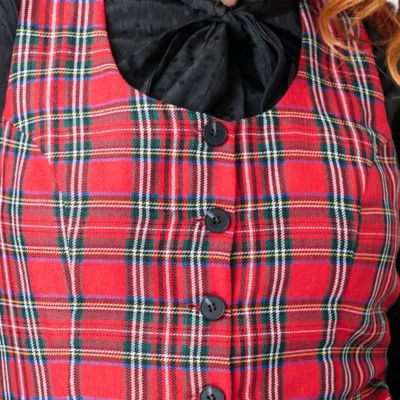 Plus Size 1960s Scoop Neck Vest