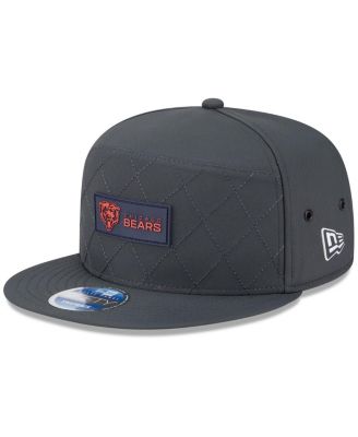 New Era - Men's Charcoal Chicago Bears 2025 Sideline Cold Weather Split Panel 9FIFTY Snapback Hat