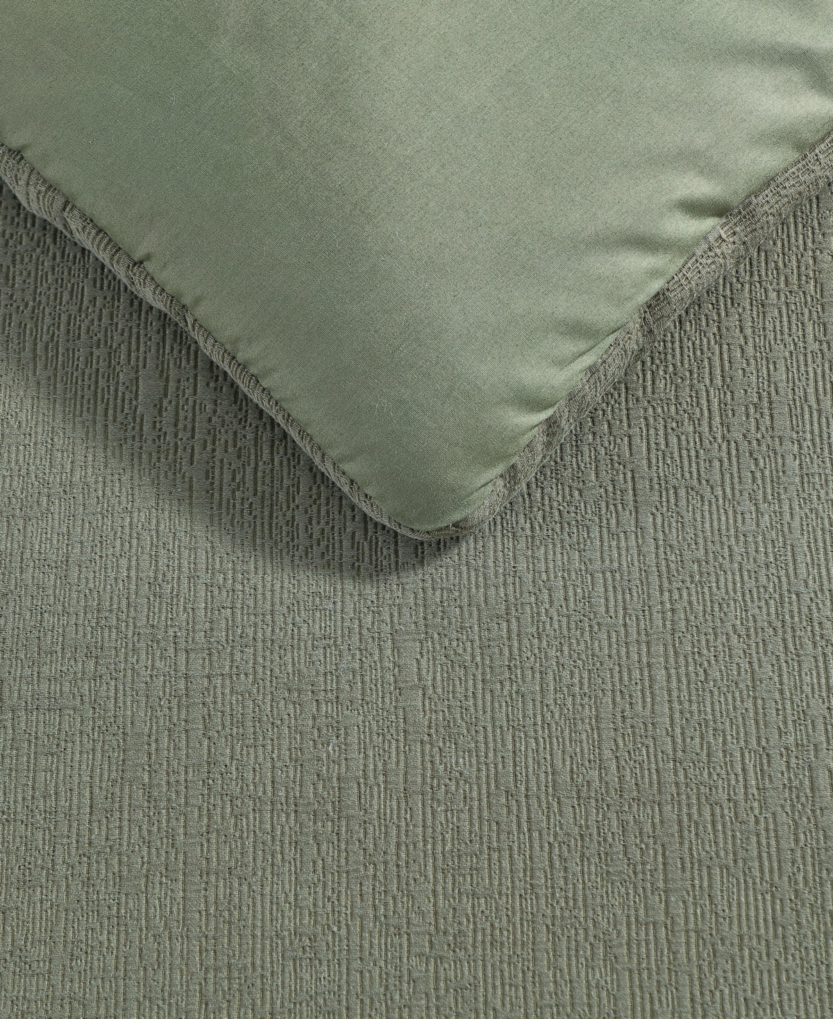 Vera Wang Carved Lines Matelasse 3-Pc. Duvet Cover Set