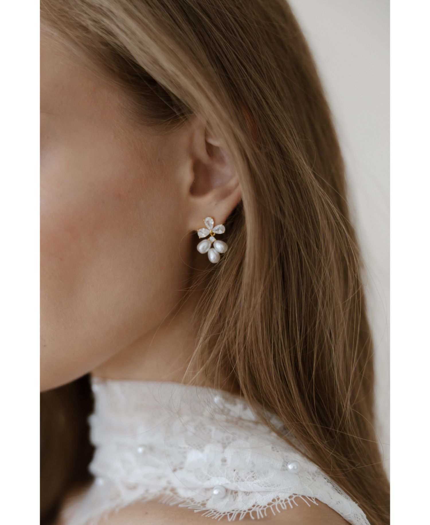 Windsor Pearl Drop Earrings