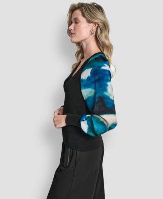 Women's Long Sleeve V-Neck Top