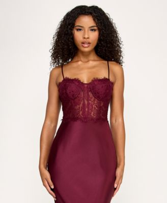 Juniors' Lace Bustier Trim Gown