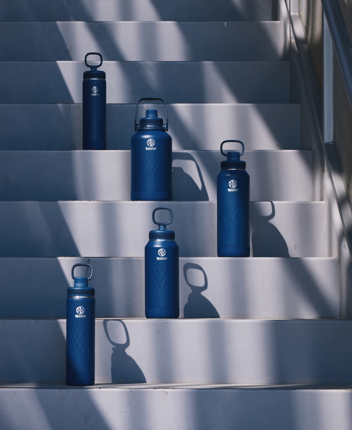 Takeya Sport 22 Oz. Triple-insulated Water Bottle With Straw Lid In Purple