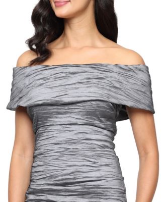 Women's Crinkle Detail Off-The-Shoulder Gown