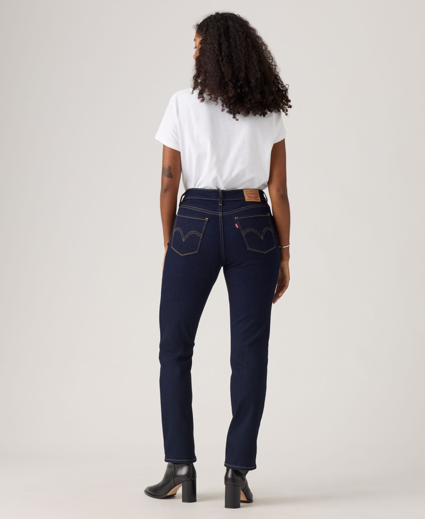 Женские джинсы Levi's Classic Straight, цвет: Небесно-голубой — фото 3